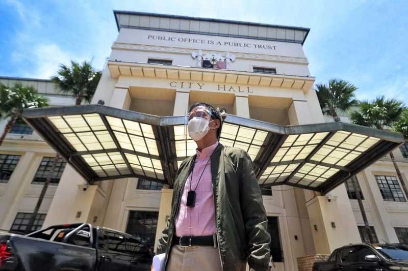 Cebu City Hall's JOs may lose job if they refuse COVID-19 jab