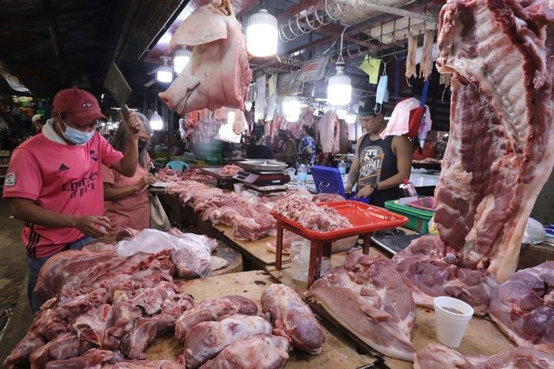 Persediaan daging babi tetap tinggi karena impor
