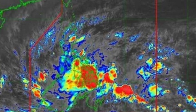 Heavy rainfall triggers flashflood warning in north Cebu