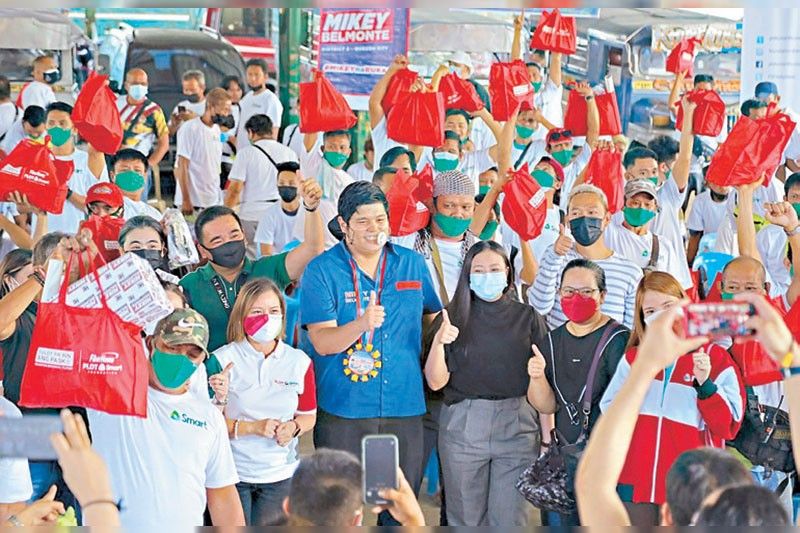 âTuloy Pa Rin Ang Paskoâ movement brings merriment to Quezon City jeepney drivers