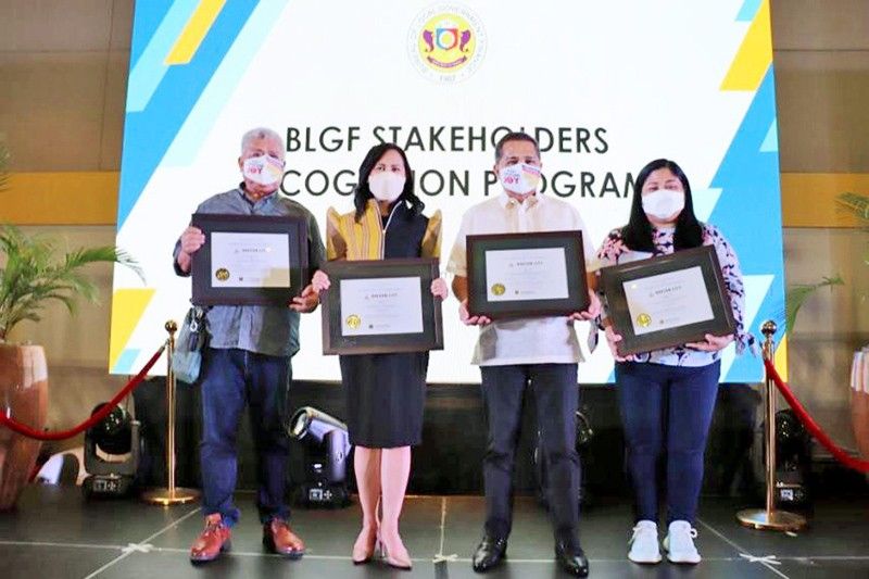 Quezon City top revenue collector, wins 3 more DOF awards