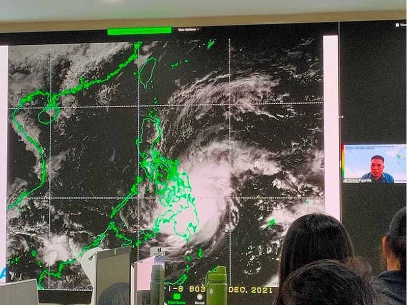 Signal No. 3 in areas as 'Odette' forecast to make landfall in Palawan