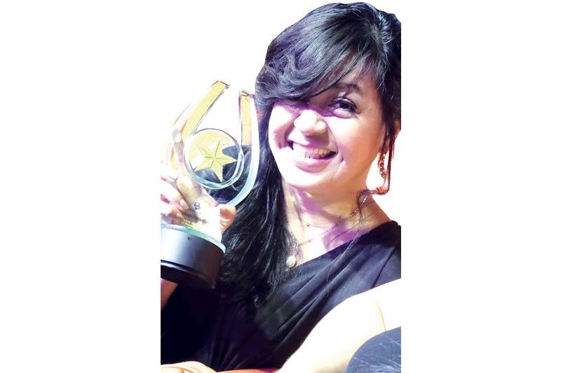 Direk Arlyn dela Cruz, pumanaw