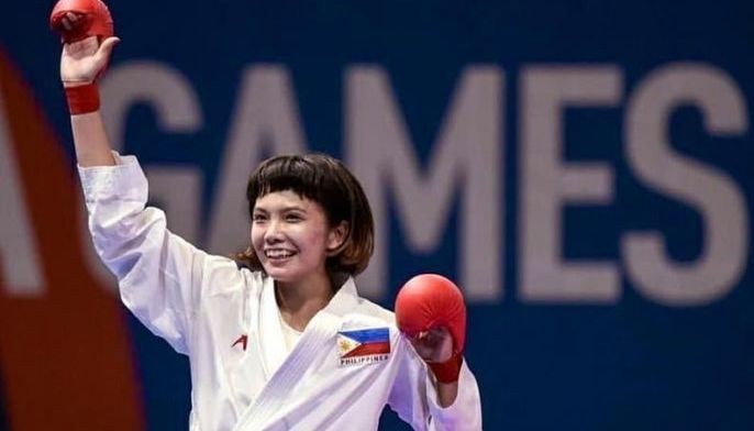 Tsukii, Lim kick way into finals