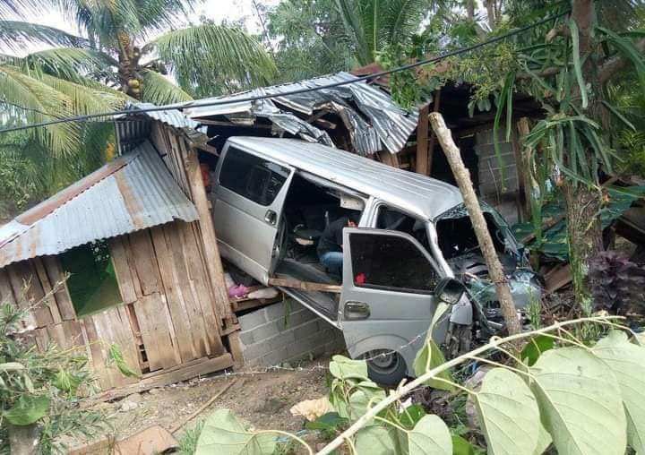 10 guru, pengemudi terluka dalam kecelakaan Cotabato Utara