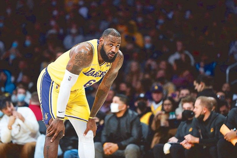 Lakers, Nets tertatih-tatih menuju pertarungan Natal