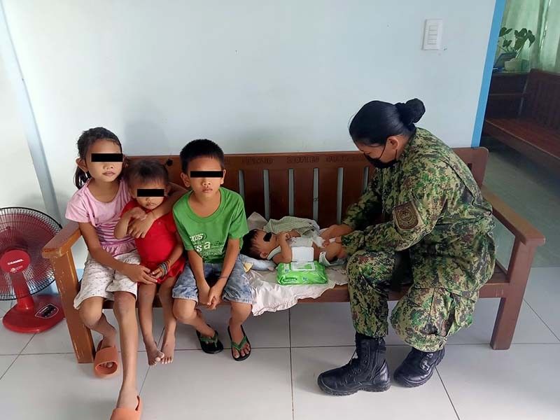 Polisi N.Cotabato dipuji karena menerima anak-anak yang ditinggalkan di gereja oleh orang tua