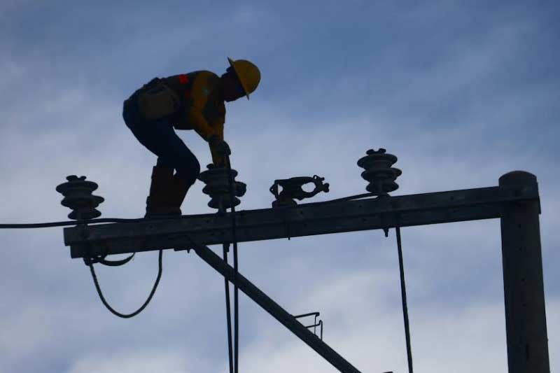 Metro Cebu power seen fully restored by end-Jan