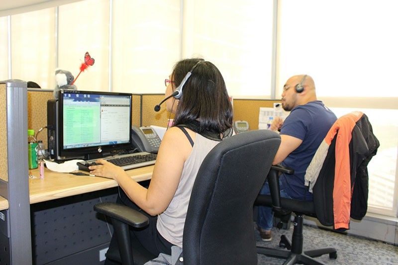 CX takes center stage â�� Call center outsourcing Philippines