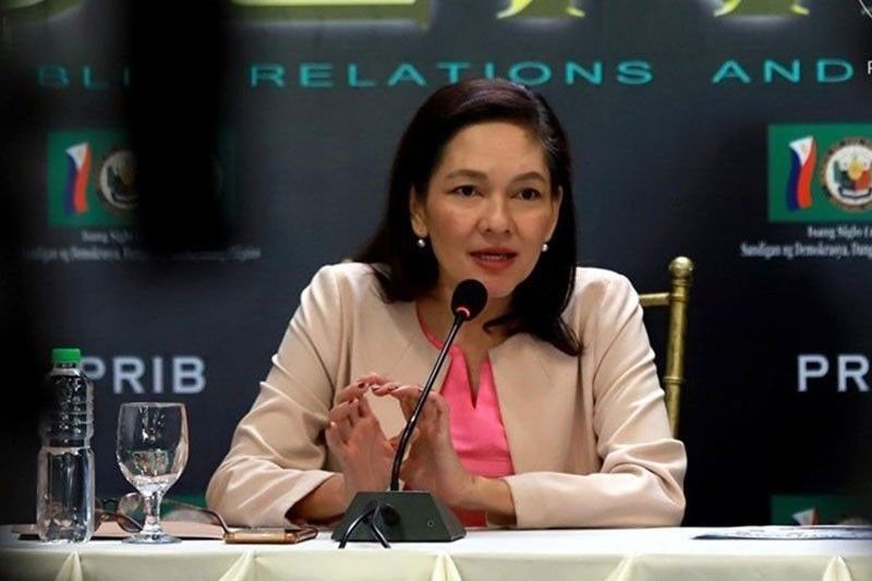 Hontiveros posts bail for wiretap