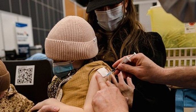 US authorizes Pfizer booster for kids as young as 12