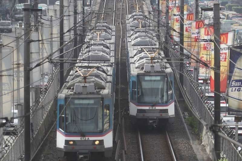 MRT-3 personnel na positibo sa Antigen tests, isasailalim pa sa confirmatory RT-PCR tests