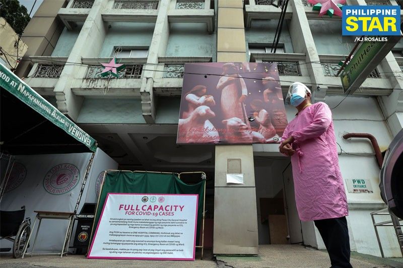 Pasay hospital reaches full capacity