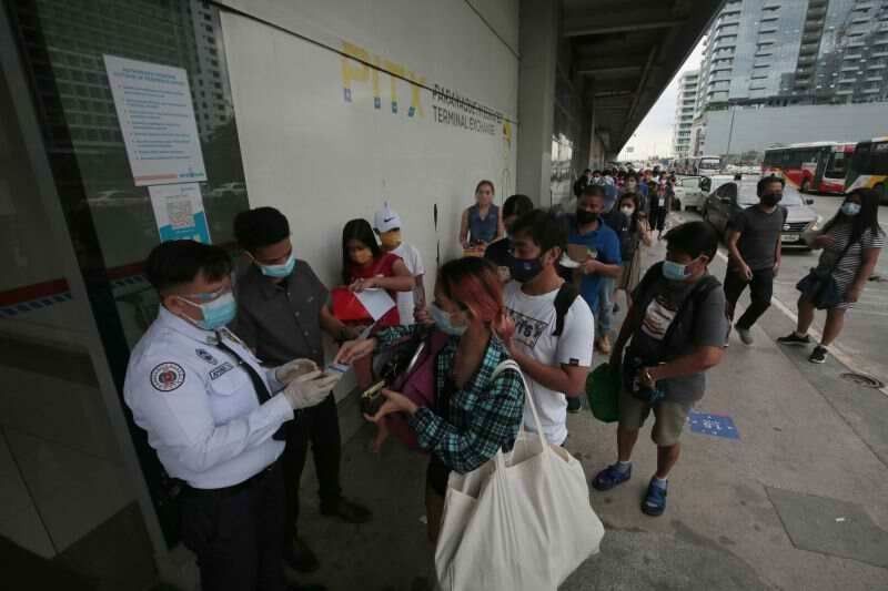 COVID-19 cases in Philippines hit another record high at 34,021