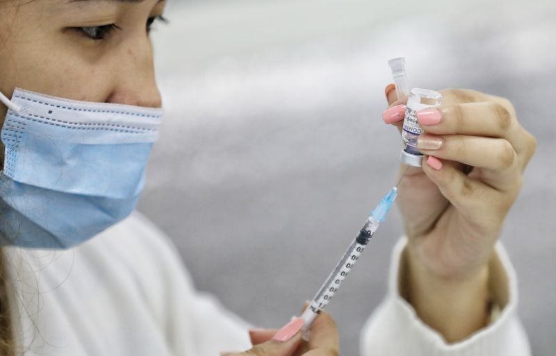 SWS: Keragu-raguan vaksin di antara orang Filipina terus menurun