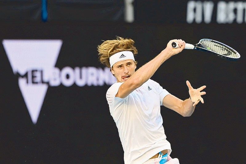 Zverev powers way to last 16