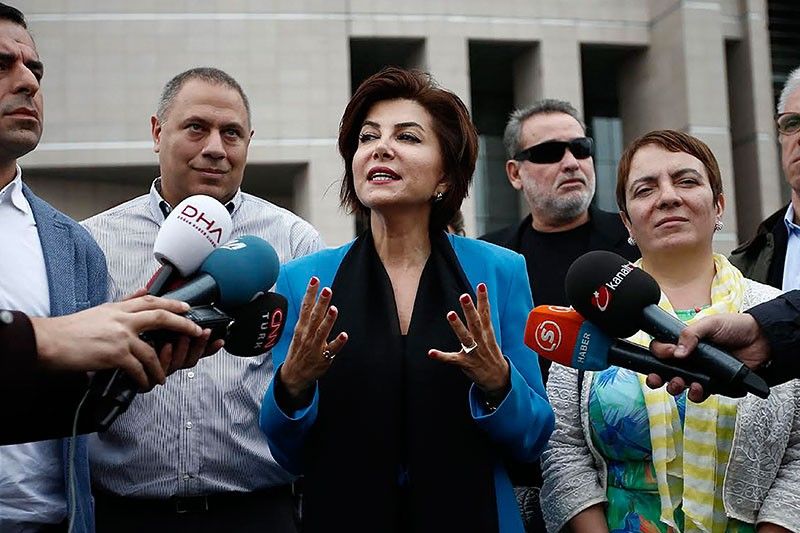 Turkey detains TV journalist for insulting president