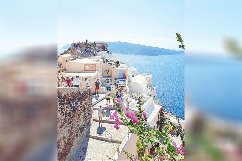 Santorini: Escape to another world