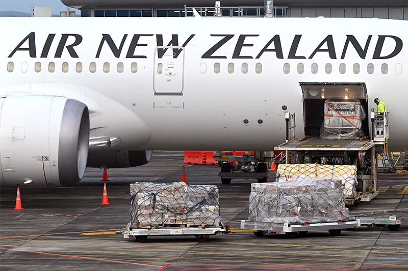 New Zealand to stay closed to foreigners until October