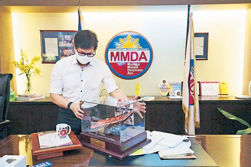 Abalos quits MMDA to serve as Bongbong campaign manager