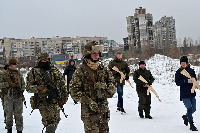 Ukraine plays down Russian invasion fears as US sounds alarm