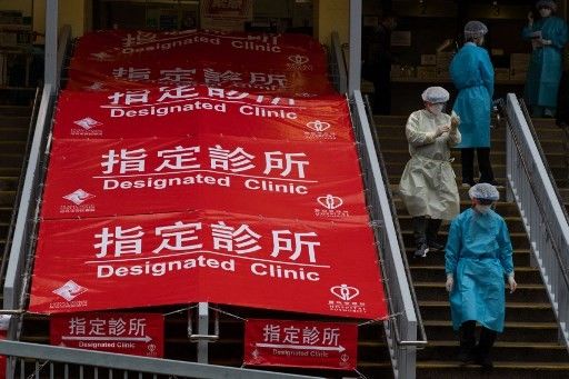 China helps virus-ravaged Hong Kong build isolation units