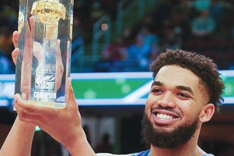 Anthony Towns 3-Point King; Obi Toppin sa Slam Dunk naman