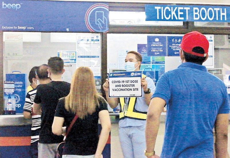 LRT-1 Central station offers COVID-19 jabs