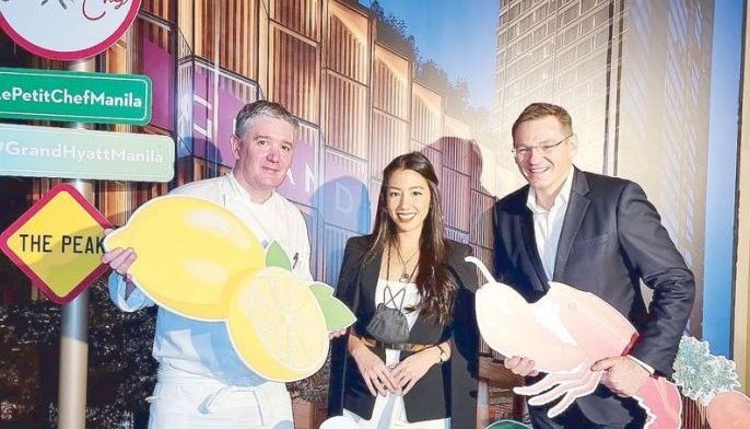 The World's smallest chef is now cooking in Manila