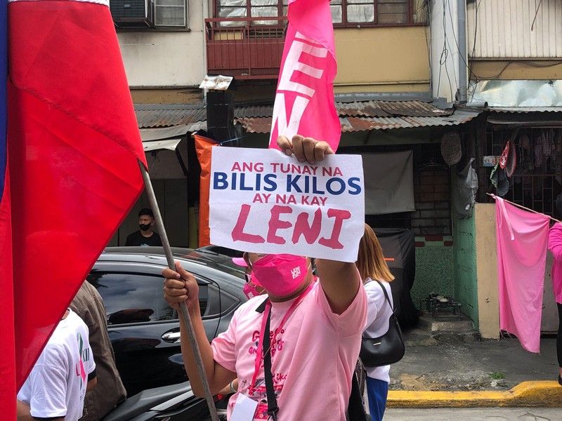 Kakampinks show up for Robredo in Iskoâ��s Manila