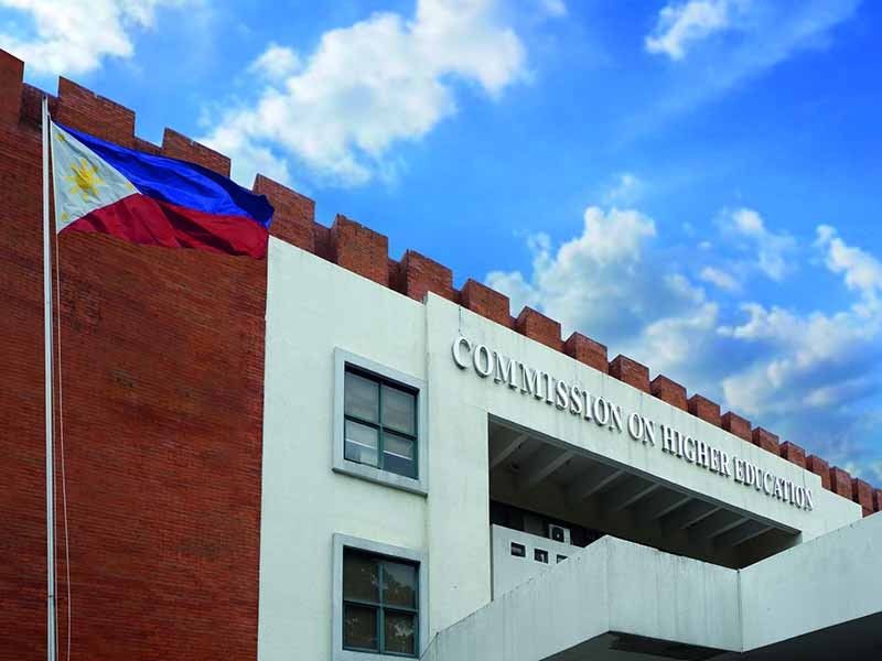 CHED suspends scholarship applications for freshmen due to budget issues