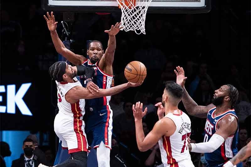 Heat spoil Kevin Durant's return, repel Nets | Philstar.com