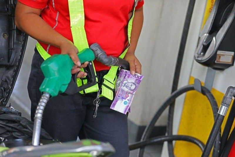 Pagsuspinde sa fuel excise tax, tinabla ng DOF