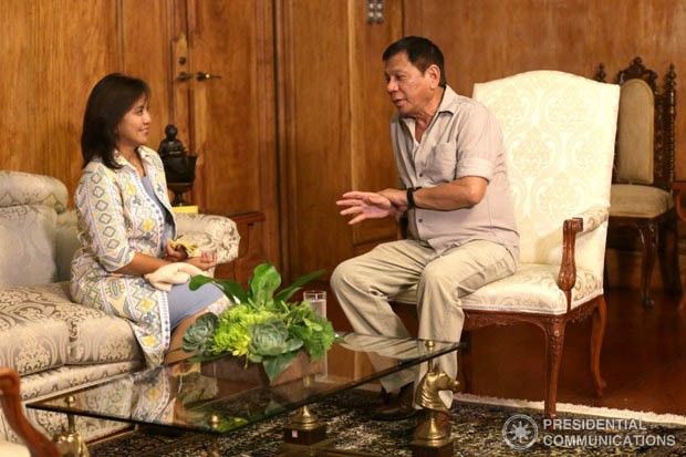 Robredo tatanggapin kung iendorso ni Duterte sa pagkapangulo, kaya makipagtrabaho 'kahit kanino'