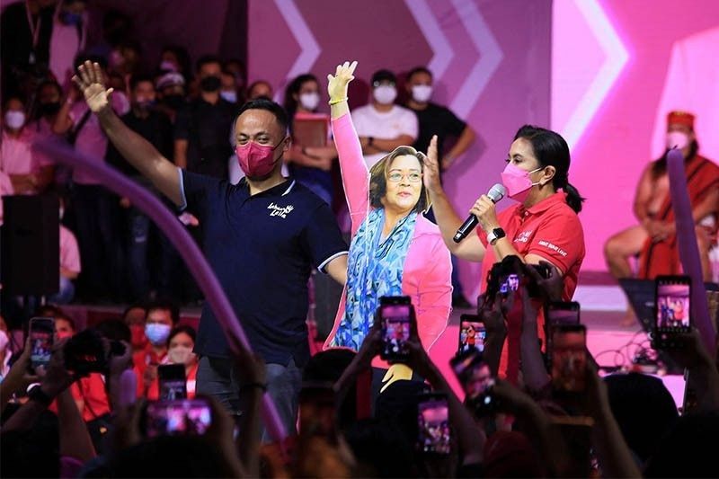 Fact check: De Lima is alive and still running for senator