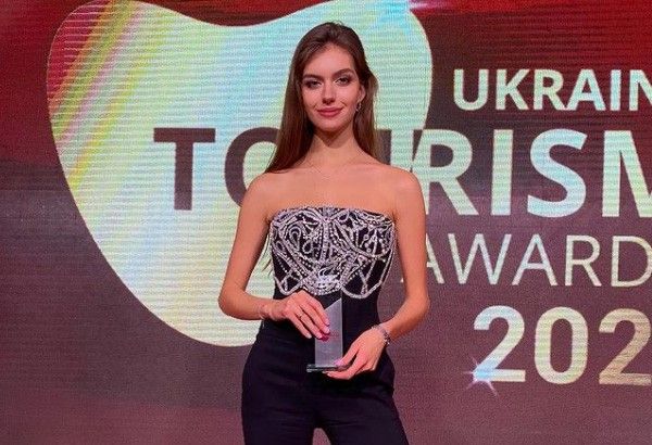 ‘Light 4 Ukraina’: Miss World bergabung dengan seruan untuk perdamaian di Ukraina
