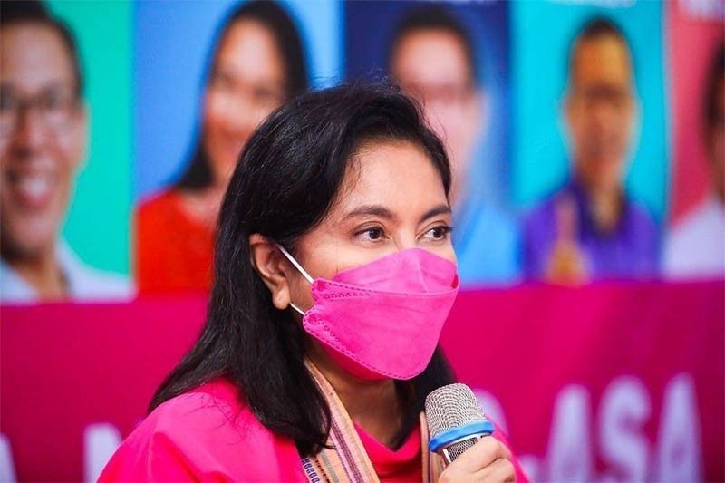 Robredo vows to end padrino system in government | Philstar.com