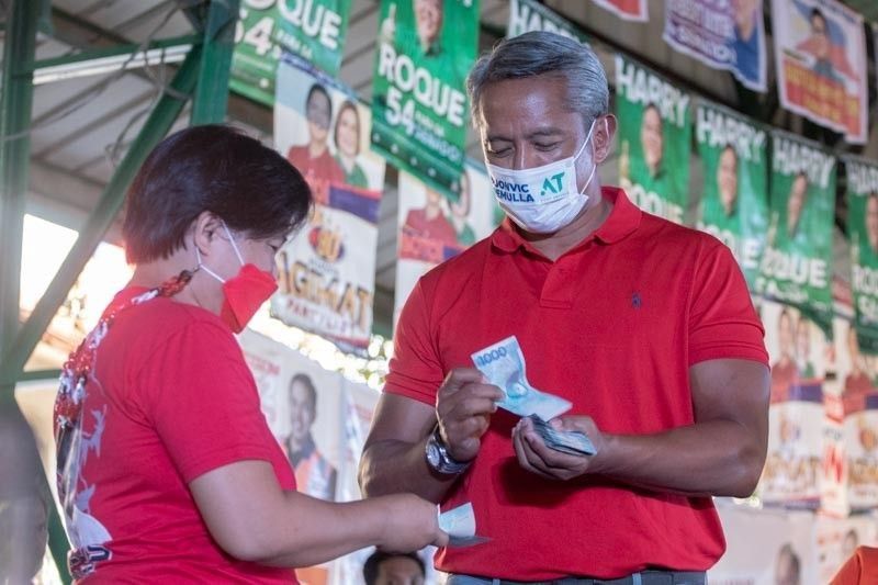 Pera umulan sa Cavite UniTeam pre-event; Comelec itatayo 'Task Force on Vote Buying'
