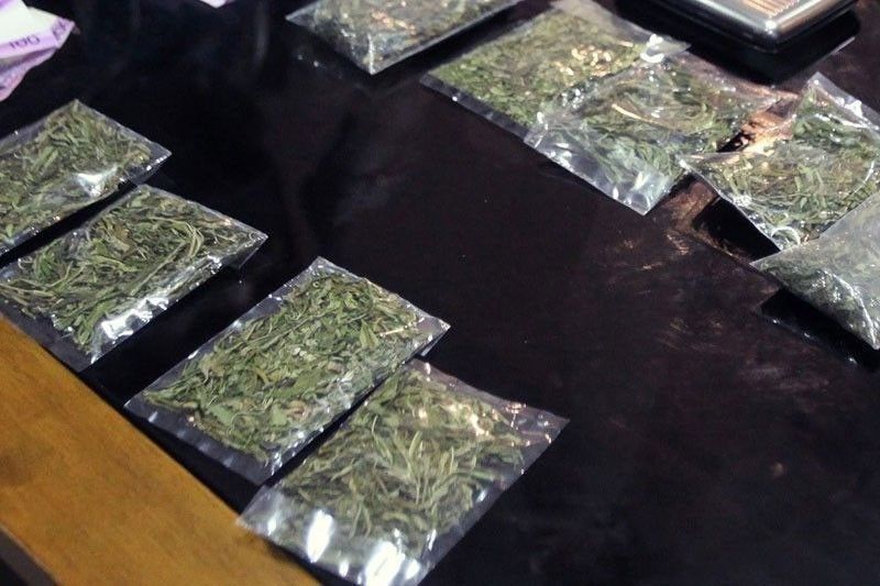 4 arestado sa 2 kilo ng marijuana