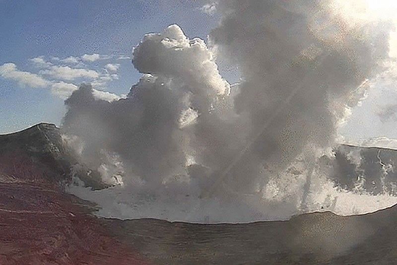 17 volcanic quakes naitala sa Taal