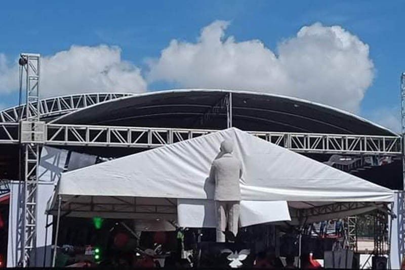 Tarlac City stresses 'unity' after Ninoy statue 'inadvertently' blocked from view by tent at rally