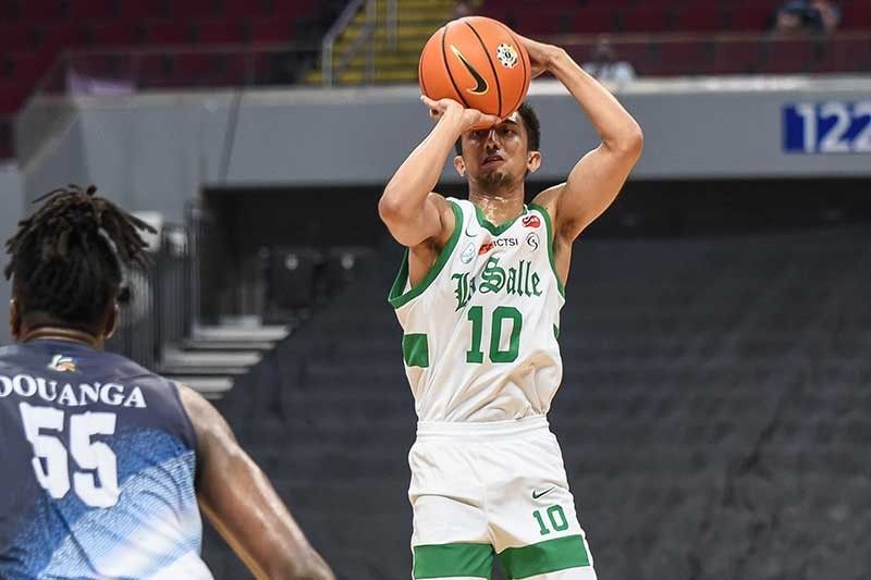 Archers rally late, shoot down Falcons