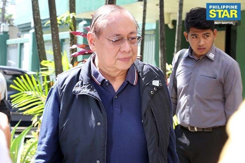 SC orders Sandigan to drop Mike Arroyo from graft case over PNP helicopter deal