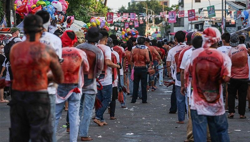 Religious whipping marks Good Friday in the Philippines
