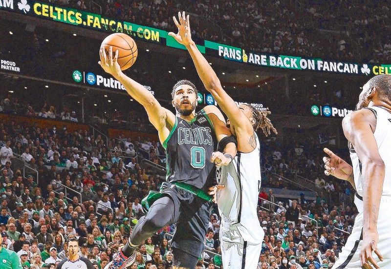 Celtics Ride High On Tatum Buzzer-beater | Philstar.com