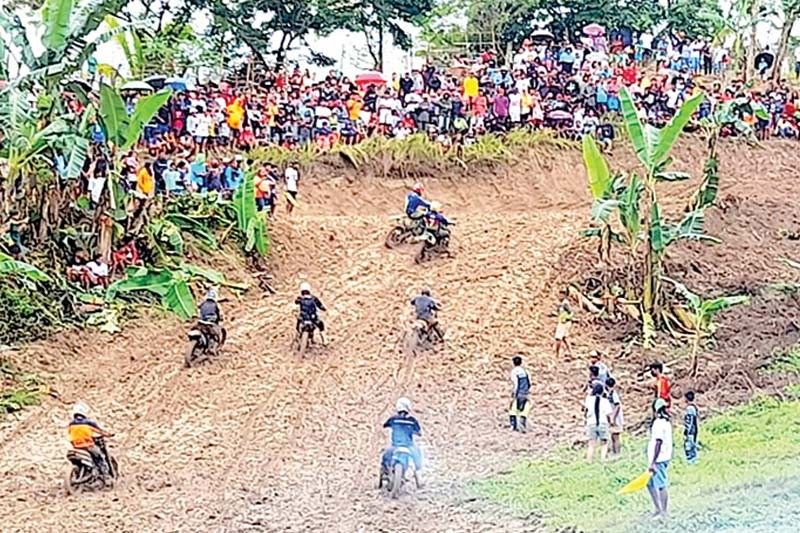 Clinton Gualiza takes spotlight in 22nd Ornopia Motocross Cup