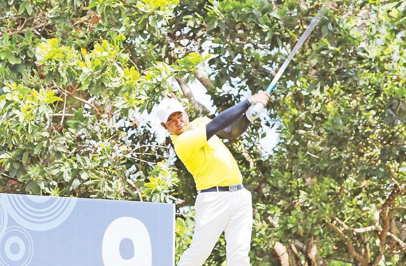 Gialon opens 5-shot lead as Rates wavers