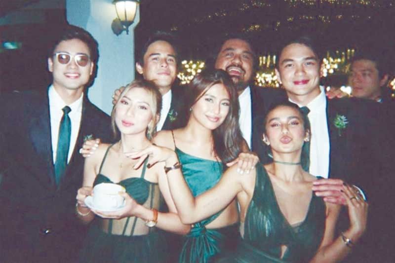 Kathniel, âdi dumalo sa kasal ng mga kaibigan dahil kay Dominic?!          Â Â 