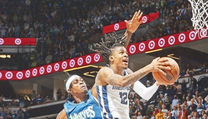 Grizzlies send wolves packing