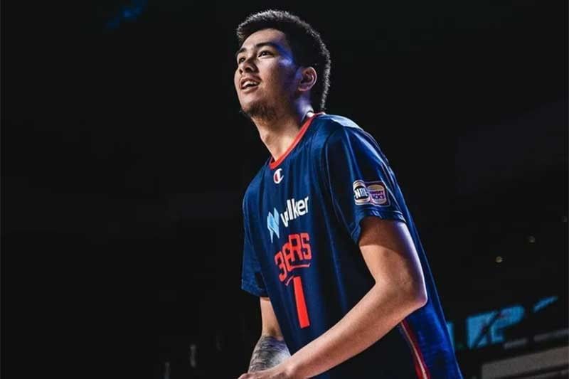 Adelaide 36ers center Kai Sotto speaks to the media after his